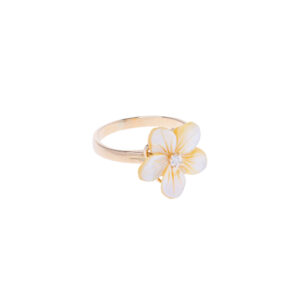 Yellow mother of pearl broom ring
